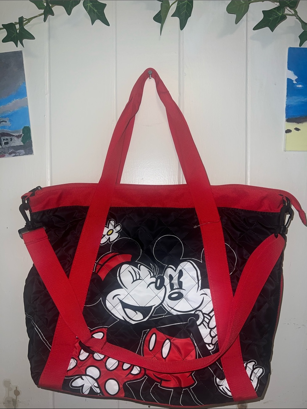 🍇🌹 Disney Red & Black Minnie Mouse Quilted Tote Bag